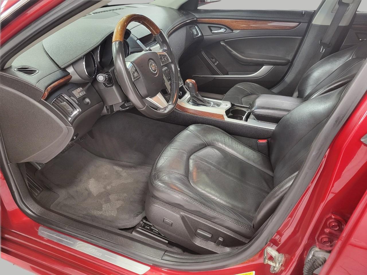 Used 2010 Cadillac CTS Luxury AWD/4WD image 10