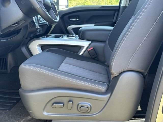 Certified 2024 Nissan Titan SV w/ SV Convenience Package AWD/4WD image 10