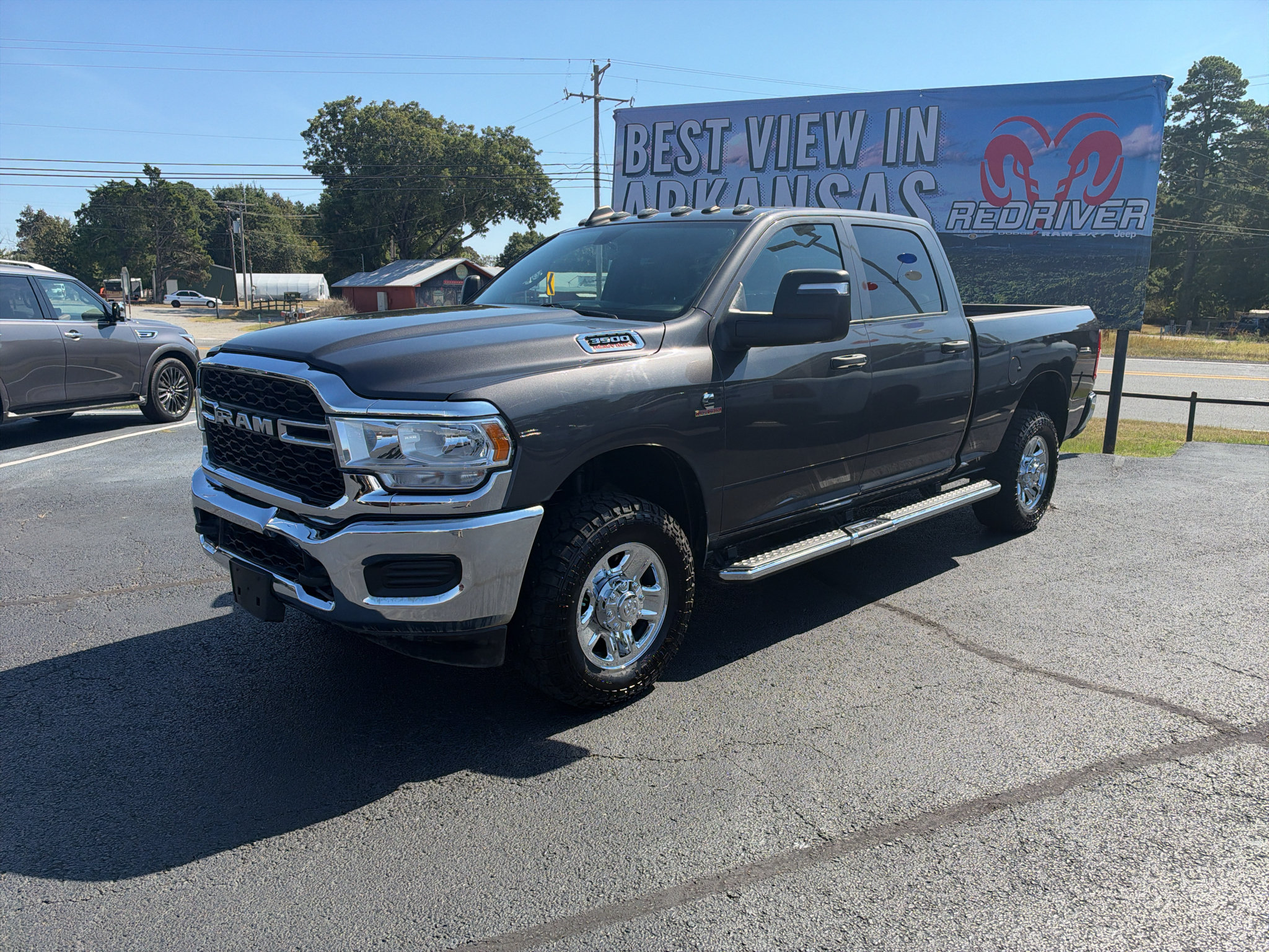 Used 2024 RAM 3500 Tradesman w/ Chrome Appearance Group AWD/4WD image 1
