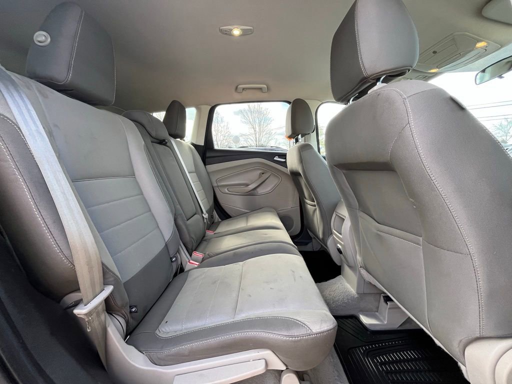 Used 2015 Ford Escape SE image 22