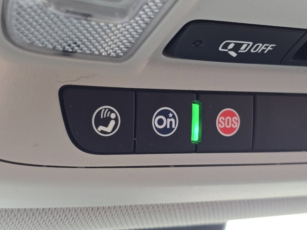 Used 2021 Chevrolet Traverse LT w/ LPO, Floor Liner Package image 29