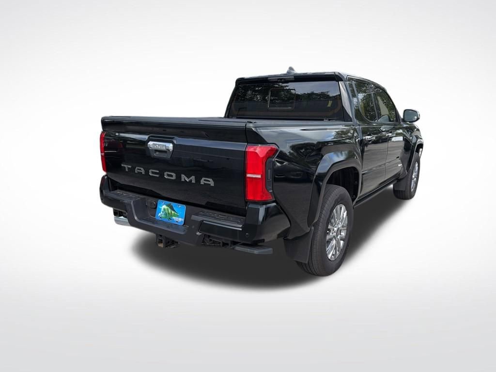 Used 2025 Toyota Tacoma Limited AWD/4WD image 5