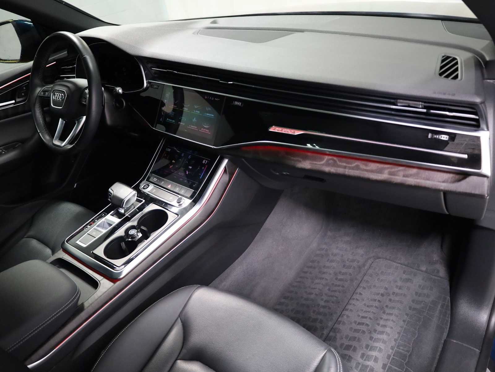 Used 2022 Audi Q8 Premium Plus AWD/4WD image 6
