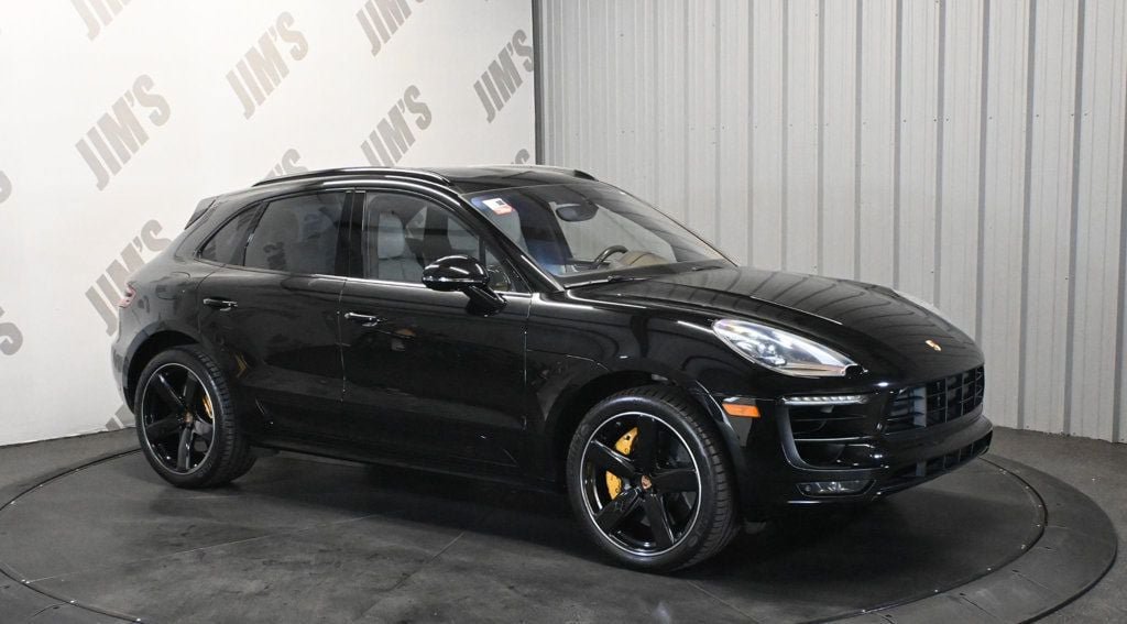Used 2017 Porsche Macan GTS AWD/4WD image 3