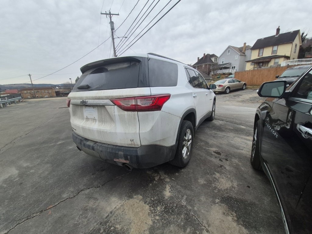 Used 2021 Chevrolet Traverse LT w/ LPO, Floor Liner Package image 7