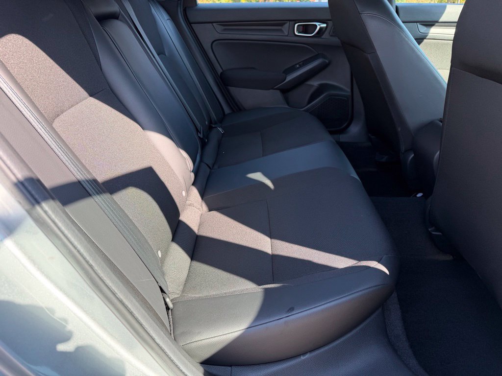 Used 2025 Honda Civic Sport image 28