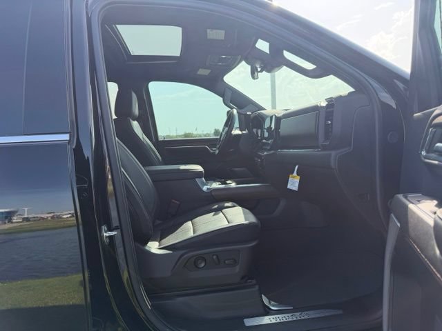 Certified 2024 Chevrolet Silverado 2500 High Country w/ High Country Premium Package AWD/4WD image 11