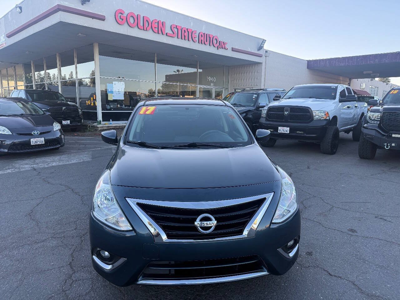 Used 2017 Nissan Versa SV w/ SV Special Edition Package FWD image 2