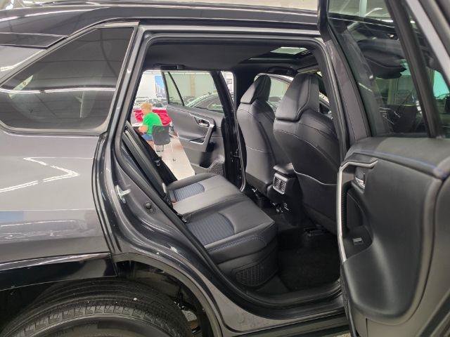 Used 2024 Toyota RAV4 XSE w/ Weather Package AWD/4WD image 36