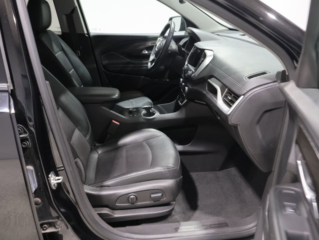 Used 2024 GMC Terrain SLT AWD/4WD image 22