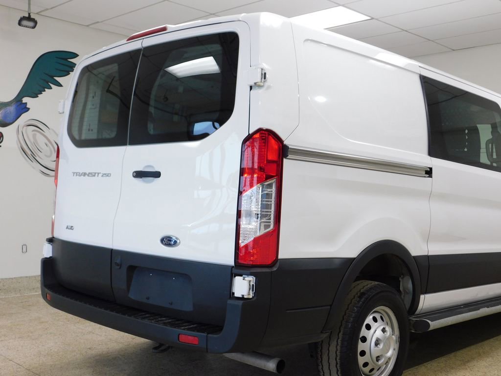 Used 2024 Ford Transit 250 Low Roof AWD w/ Exterior Upgrade Package image 83