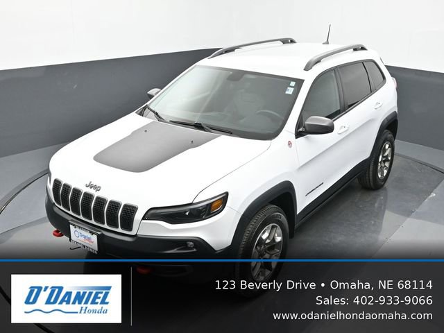 Used 2019 Jeep Cherokee Trailhawk w/ Cold Weather Group AWD/4WD image 21