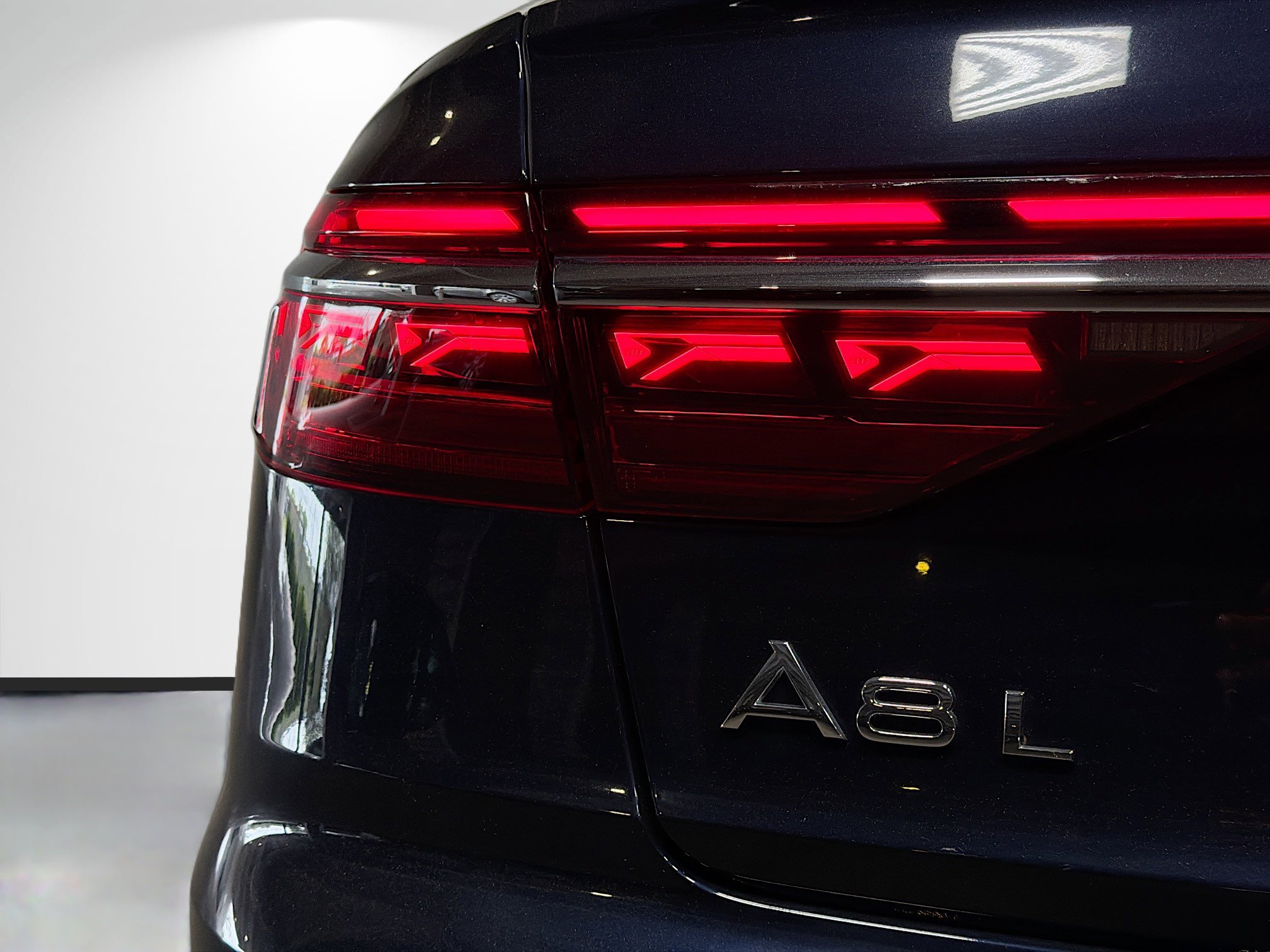 Used 2023 Audi A8 L 3.0T w/ Luxury Package image 10