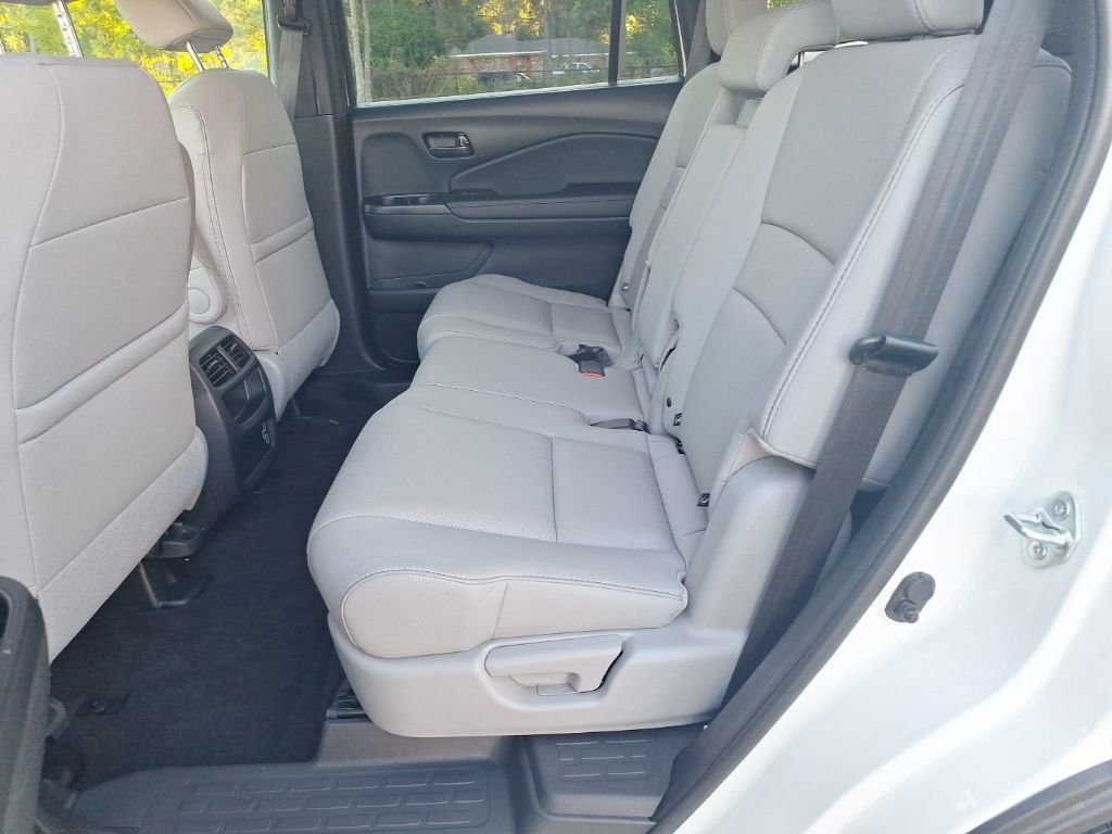 Used 2023 Honda Passport EX-L image 29