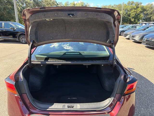 Used 2025 Nissan Altima 2.5 SV w/ SV Special Edition Package FWD image 15