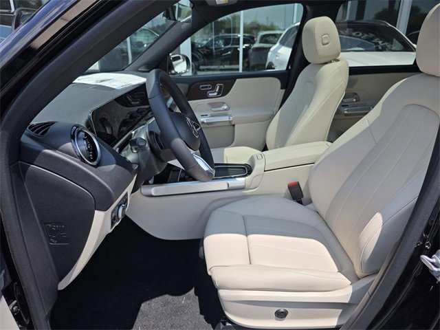 New 2025 Mercedes-Benz GLB 250 image 6