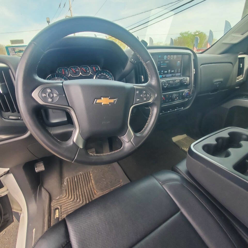 Used 2017 Chevrolet Silverado 1500 LT w/ All Star Edition image 11