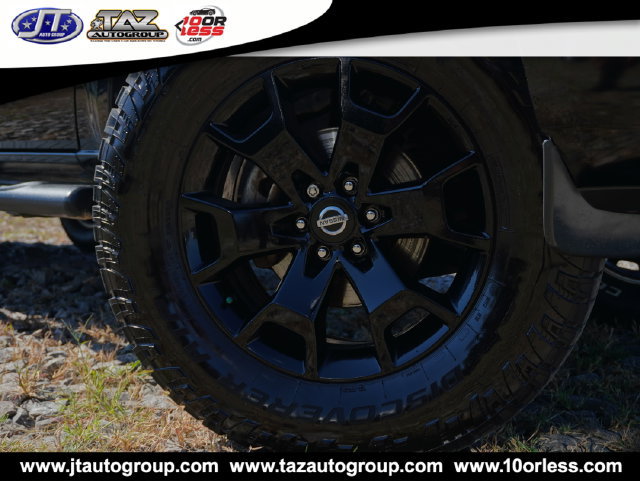 Used 2020 Nissan Frontier SV w/ Midnight Edition Floor Mats AWD/4WD image 2