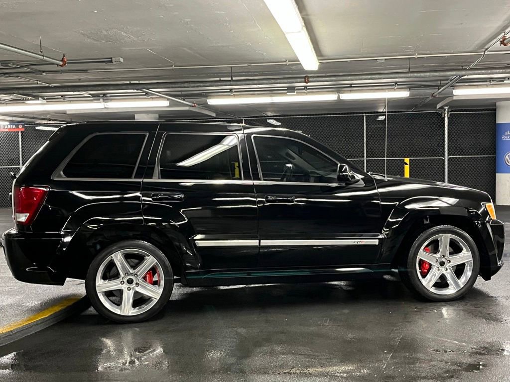 Used 2007 Jeep Grand Cherokee SRT8 w/ SRT Option Group I AWD/4WD image 34