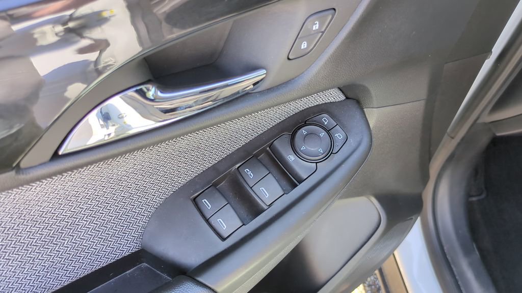 Used 2025 Chevrolet TrailBlazer LS w/ LS Convenience Package image 12