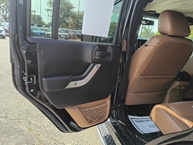 Used 2016 Jeep Wrangler Unlimited Sahara w/ Mopar Chrome Edition Group image 12