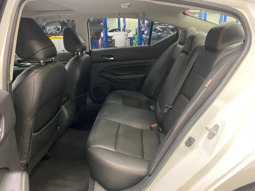 Used 2021 Nissan Altima 2.0 SR FWD image 18