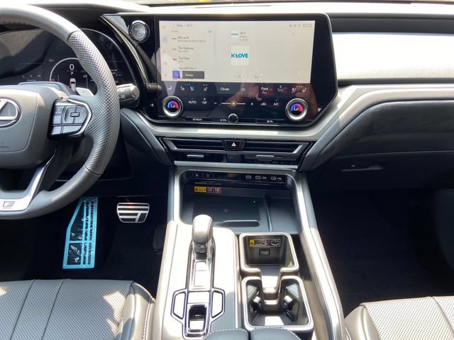 New 2026 Lexus TX 500h AWD w/ Technology Package image 13