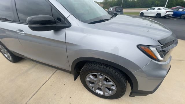Used 2025 Honda Passport TrailSport image 4