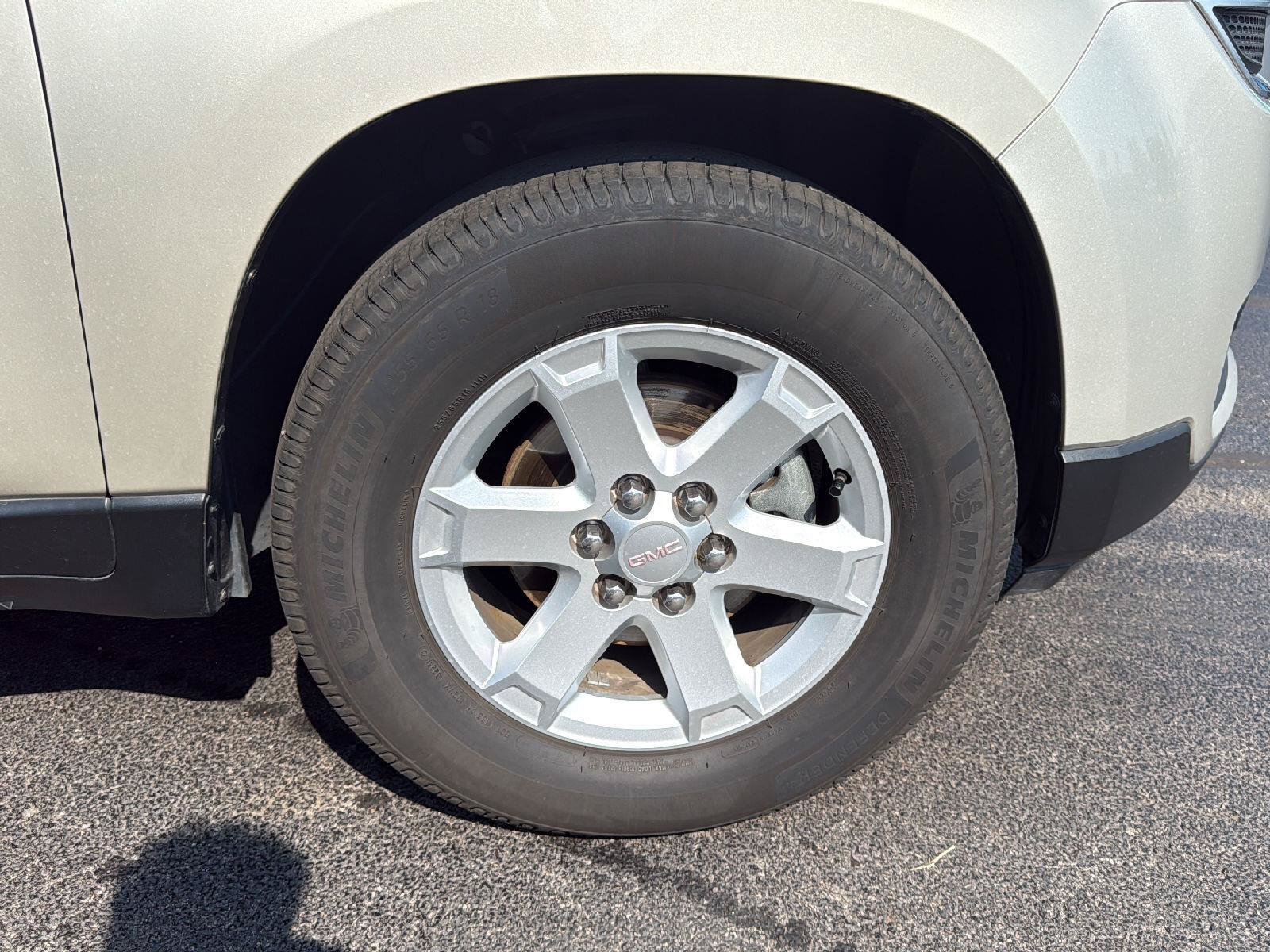 Used 2016 GMC Acadia SLE AWD/4WD image 33