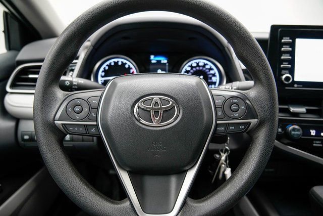 Used 2023 Toyota Camry LE image 23