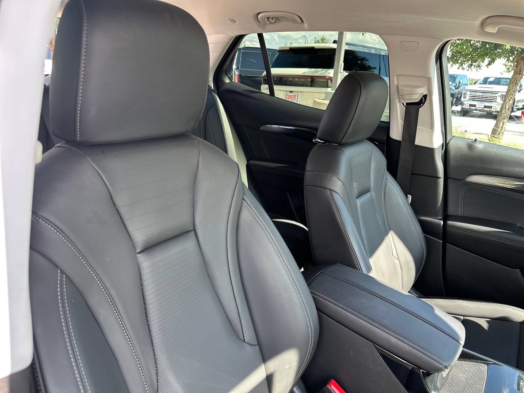 Used 2025 Buick Envision Preferred AWD/4WD image 36