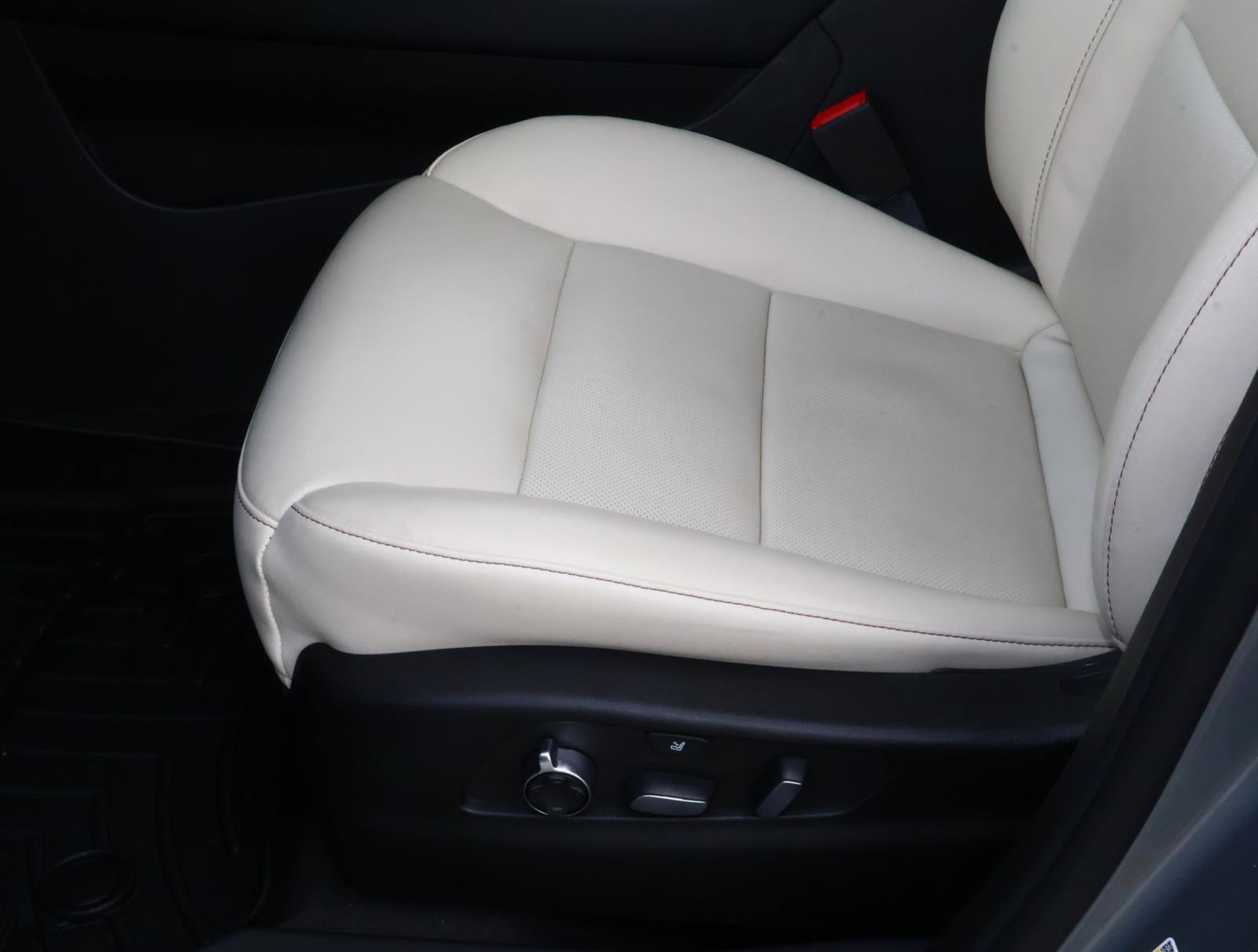 Used 2023 Cadillac XT4 Sport FWD image 20