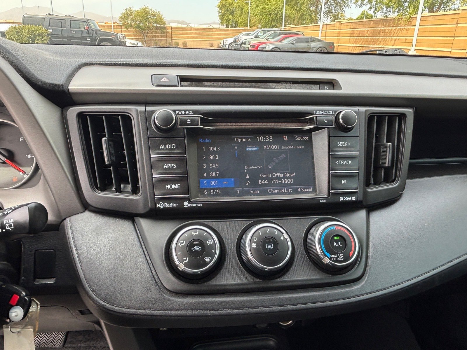 Used 2016 Toyota RAV4 LE AWD/4WD image 14