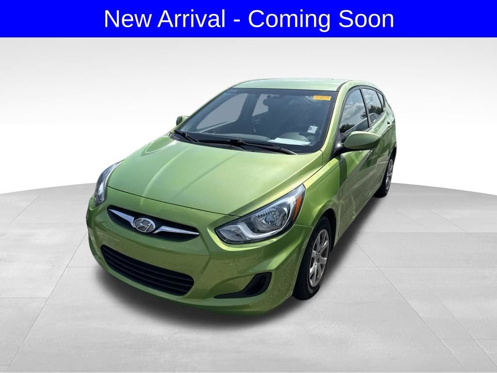 Used 2014 Hyundai Accent GS FWD image 2