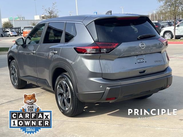 Used 2024 Nissan Rogue SV image 11