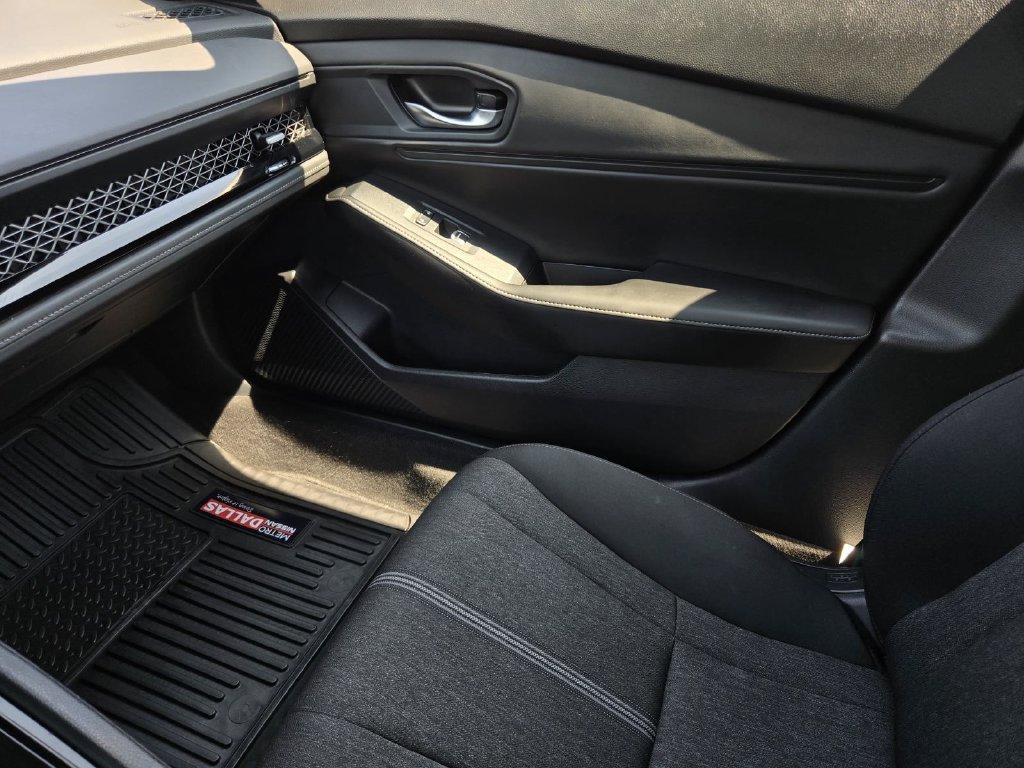 Used 2023 Honda Accord Sport image 24
