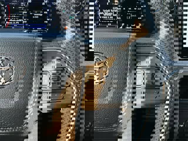 Used 2025 Toyota Tacoma 4x4 Double Cab Hybrid image 9