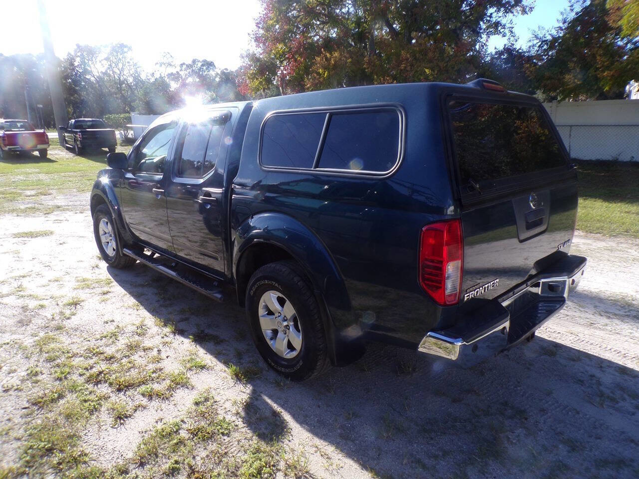Used 2013 Nissan Frontier SV w/ SV Value Truck Pkg image 4