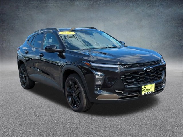 Certified 2024 Chevrolet Trax ACTIV w/ Sunroof Package image 3