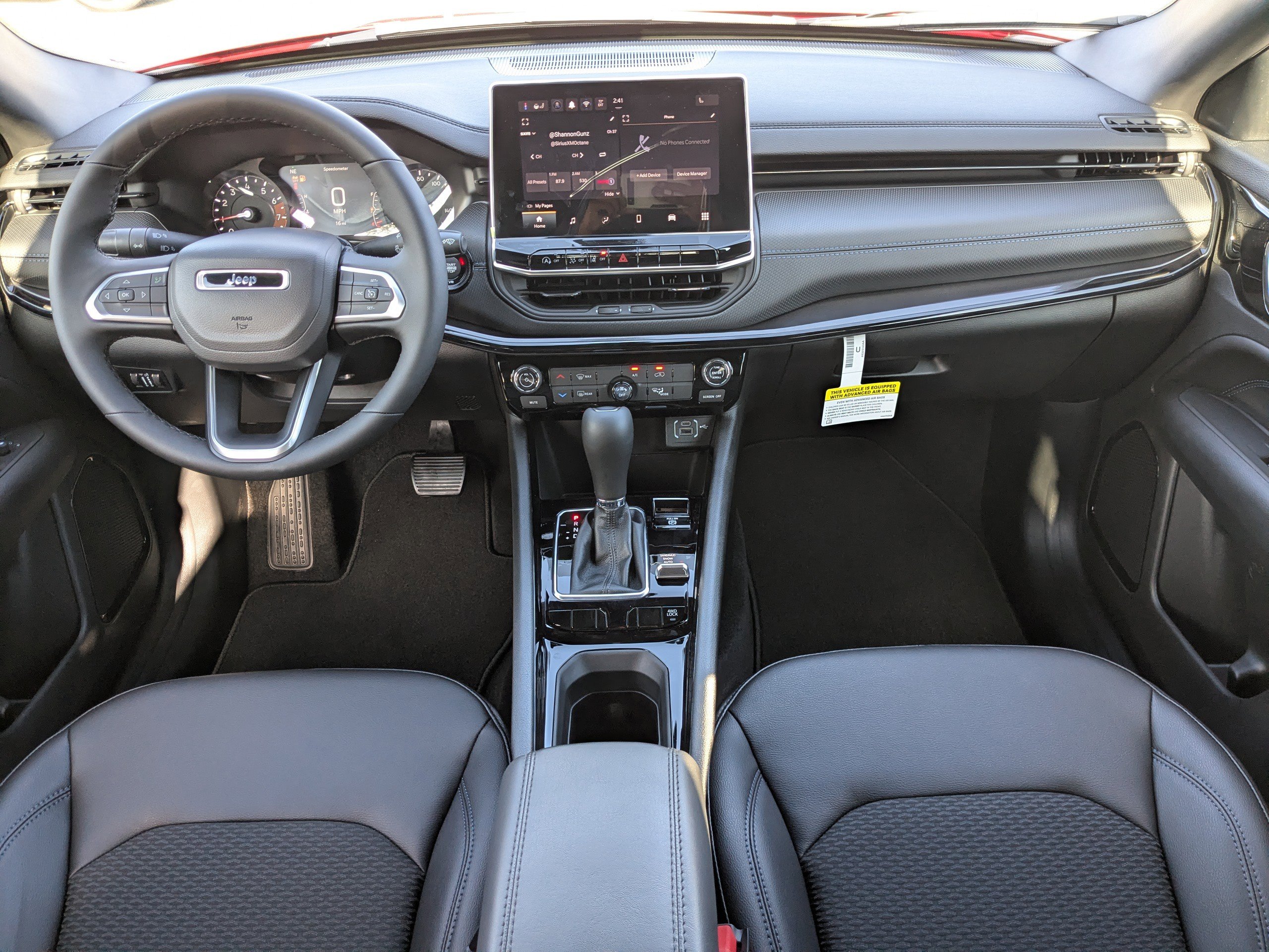 New 2026 Jeep Compass Latitude image 14