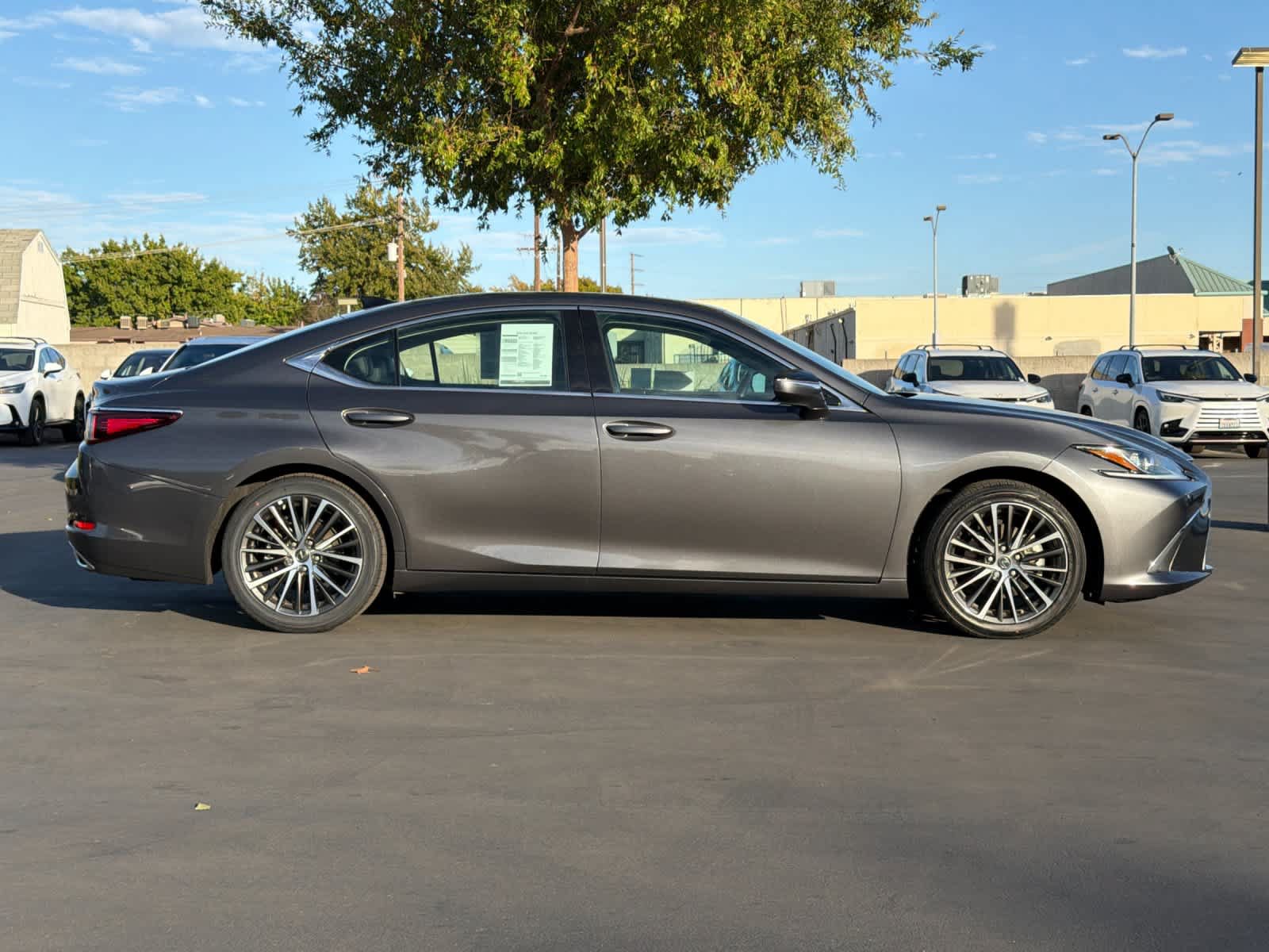 Certified 2025 Lexus ES 350 w/ Premium Package FWD image 6