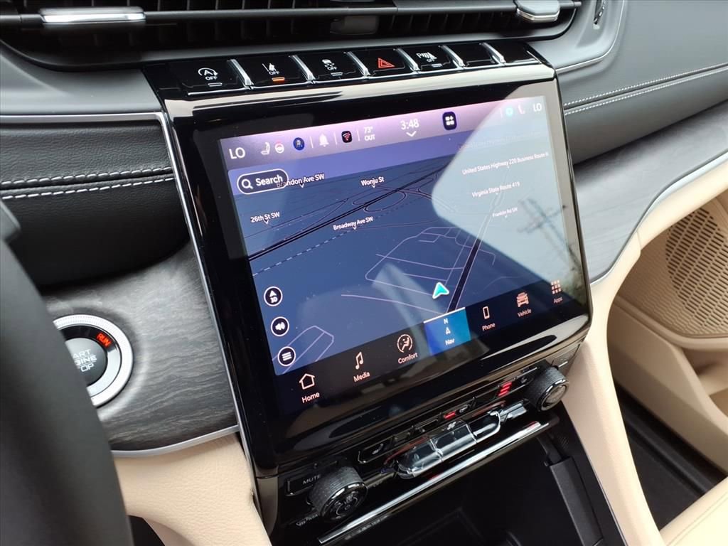 New 2025 Jeep Grand Cherokee Limited image 22