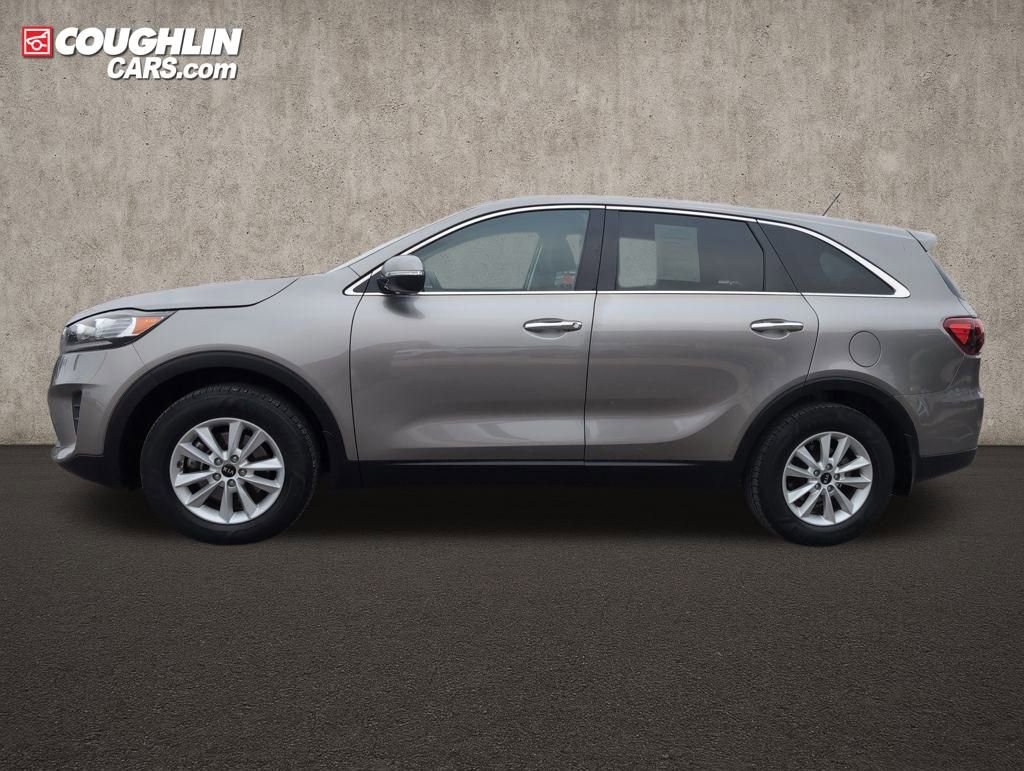 Used 2019 Kia Sorento LX image 4