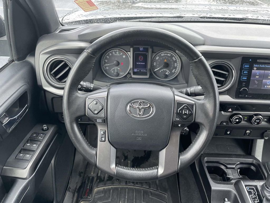 Used 2016 Toyota Tacoma TRD Sport image 24