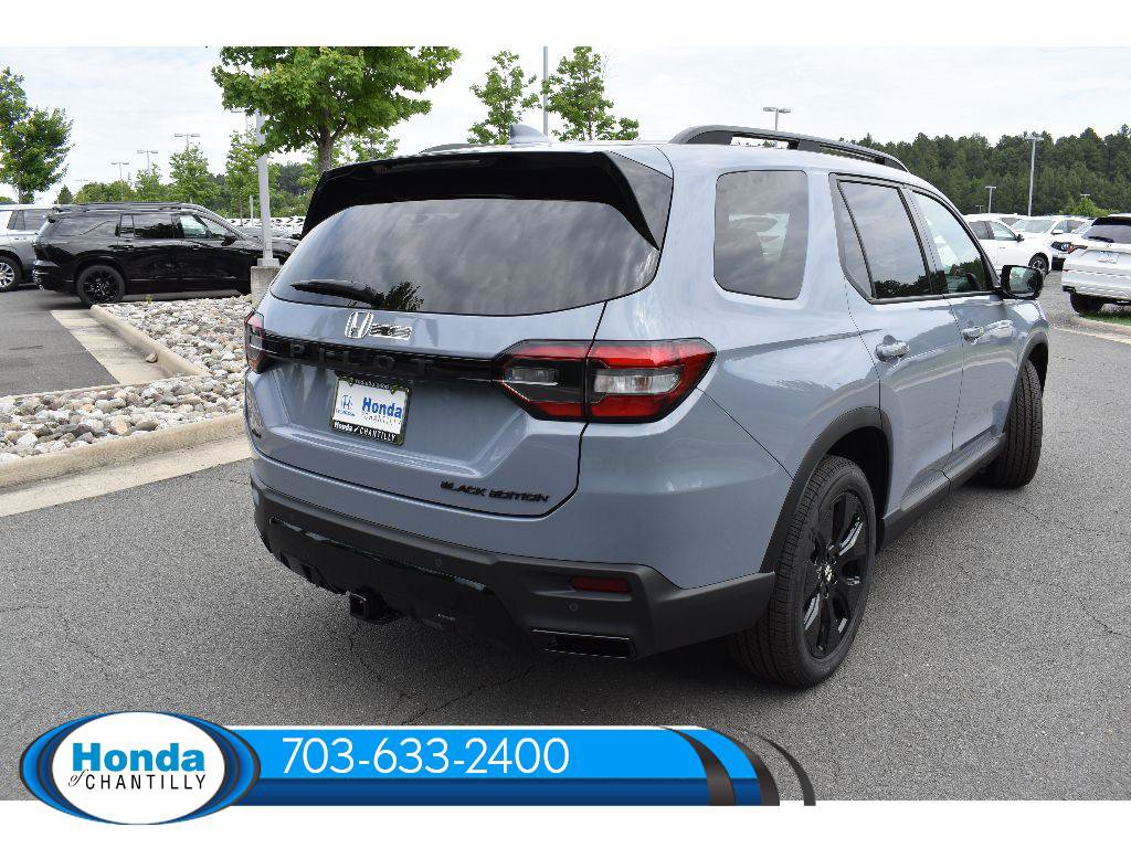 New 2026 Honda Pilot Black Edition image 7