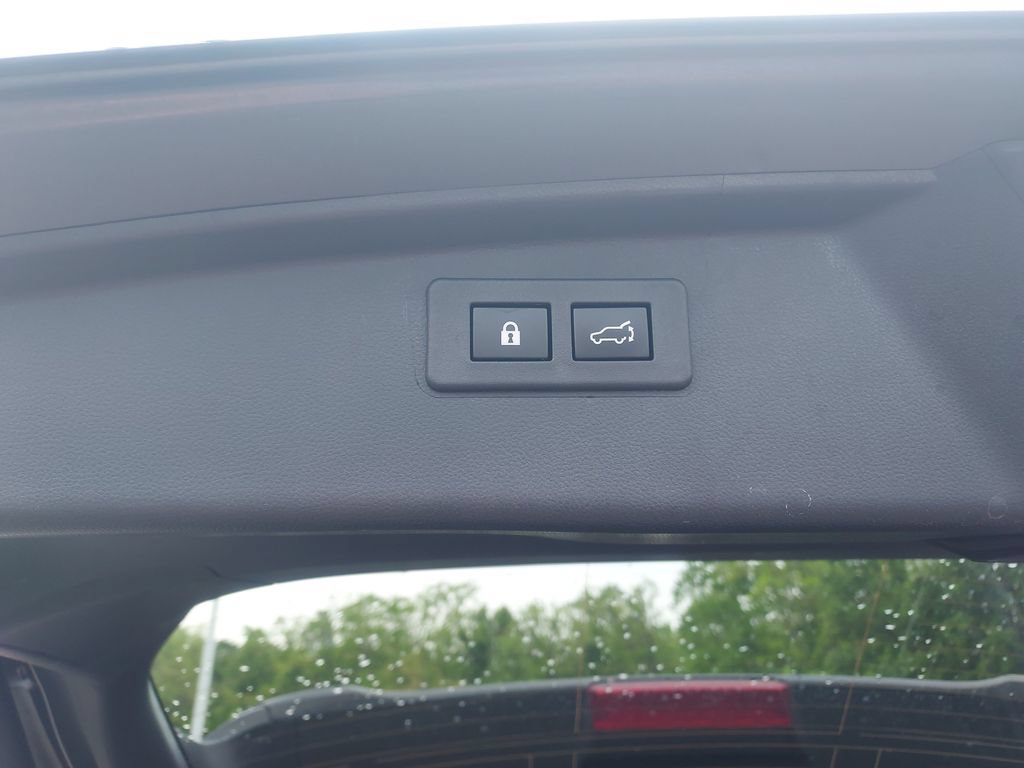 Certified 2025 Subaru Outback Onyx Edition AWD/4WD image 33