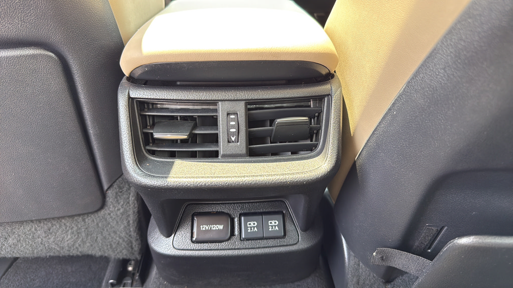 Used 2020 Lexus ES 300h w/ Premium Package FWD image 17