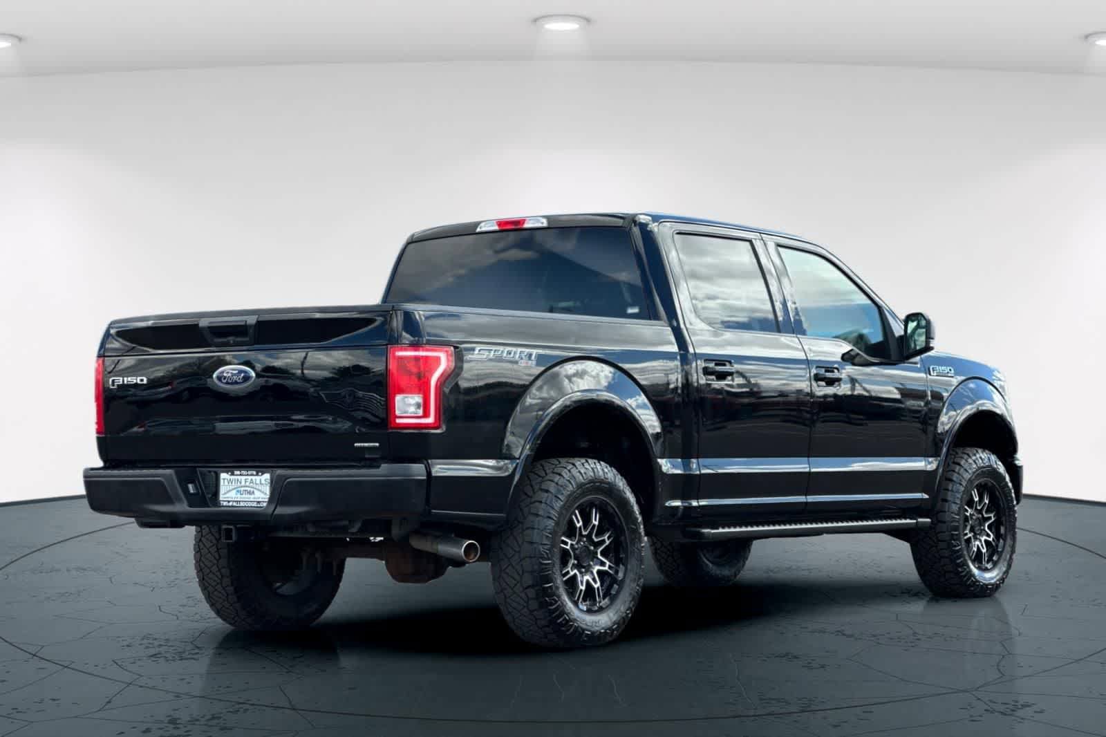 Used 2016 Ford F150 XLT w/ Equipment Group 301A Mid AWD/4WD image 2