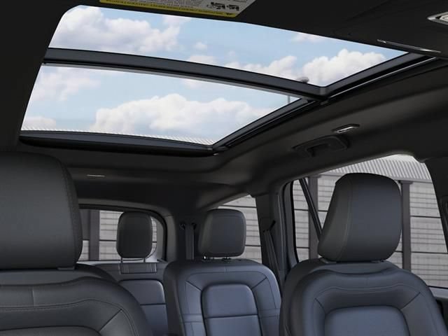 New 2026 Lincoln Aviator Reserve w/ Jet Appearance Package AWD/4WD image 22