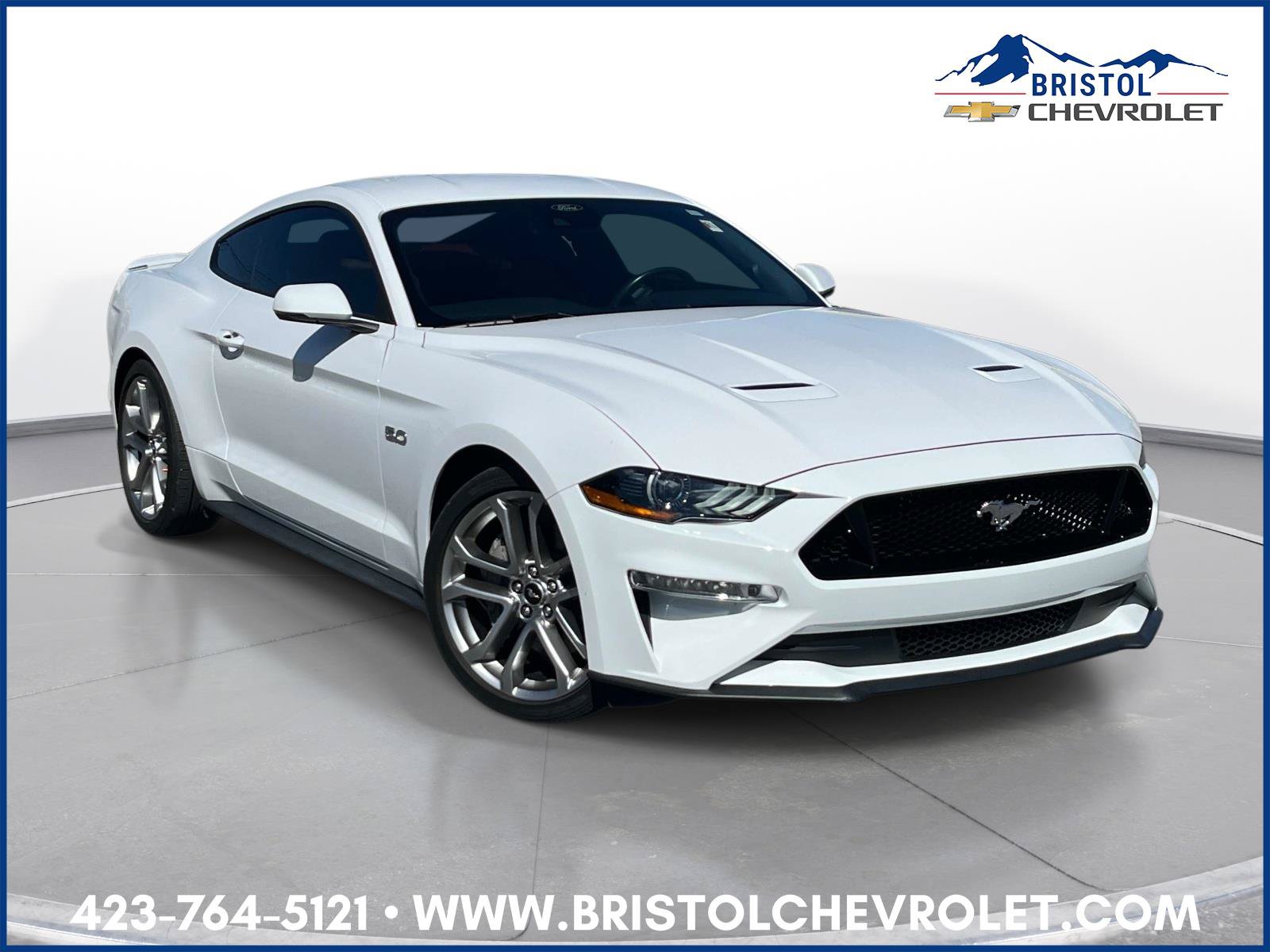 Used 2022 Ford Mustang GT Premium w/ Equipment Group 401A RWD image 1